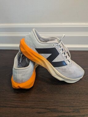 Women's FuelCell Pvlse v1 Running Shoes